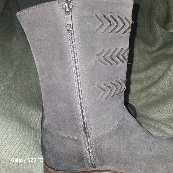 Y2K Ugg Cailyn Midcalf Suede Boot 8.5 - Picture 5 of 9